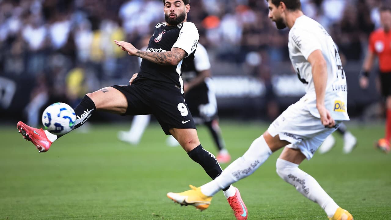 Santos divulga lista de relacionados para clássico contra o Corinthians