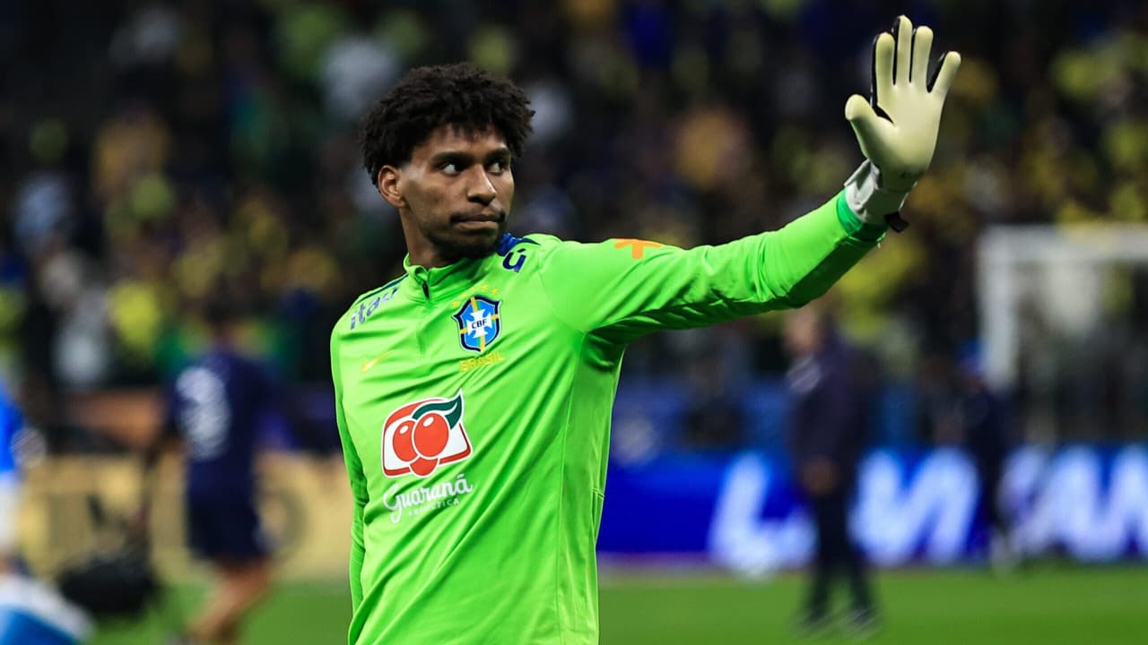 Hugo Souza se inspira em Dida e encerra jejum corintiano na Seleção Brasileira