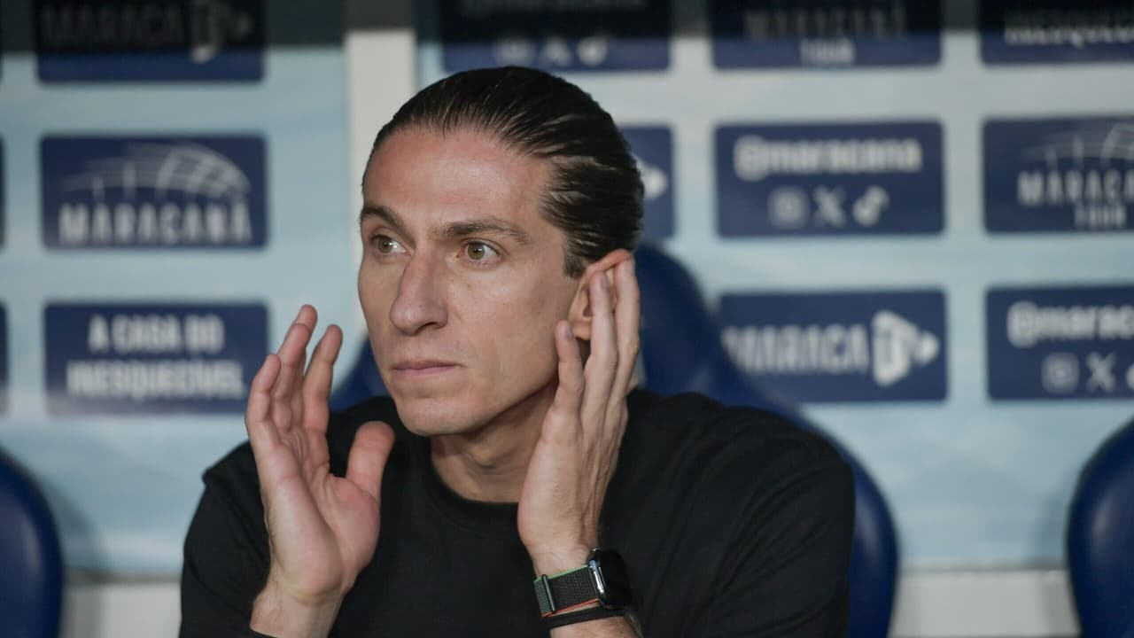Filipe Luís Decide: Ídolo Fora? Surpresa na Escalação do Mengão Contra o Cruzeiro!