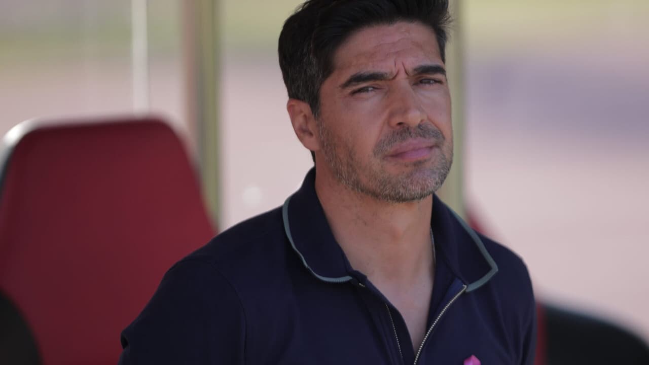 Abel elogia vitória do Palmeiras e responde a críticas do São Paulo sobre árbitro