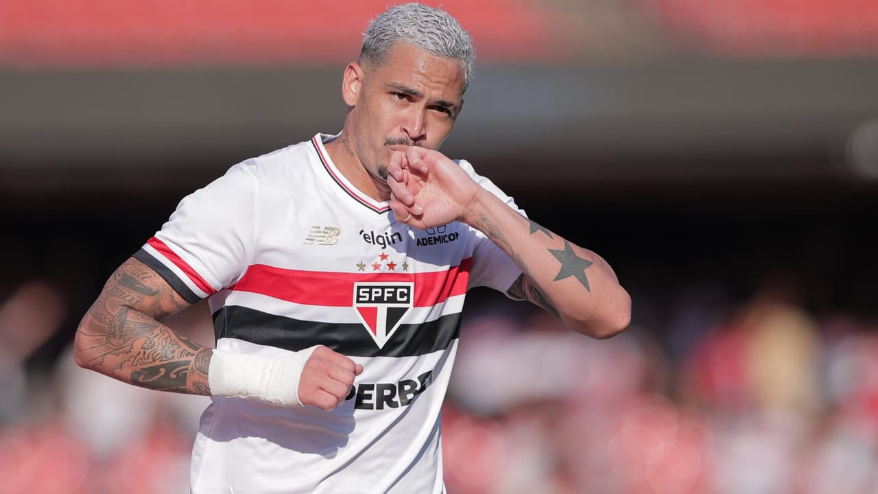 Torcedores do Palmeiras apontam culpado por gol do São Paulo durante partida