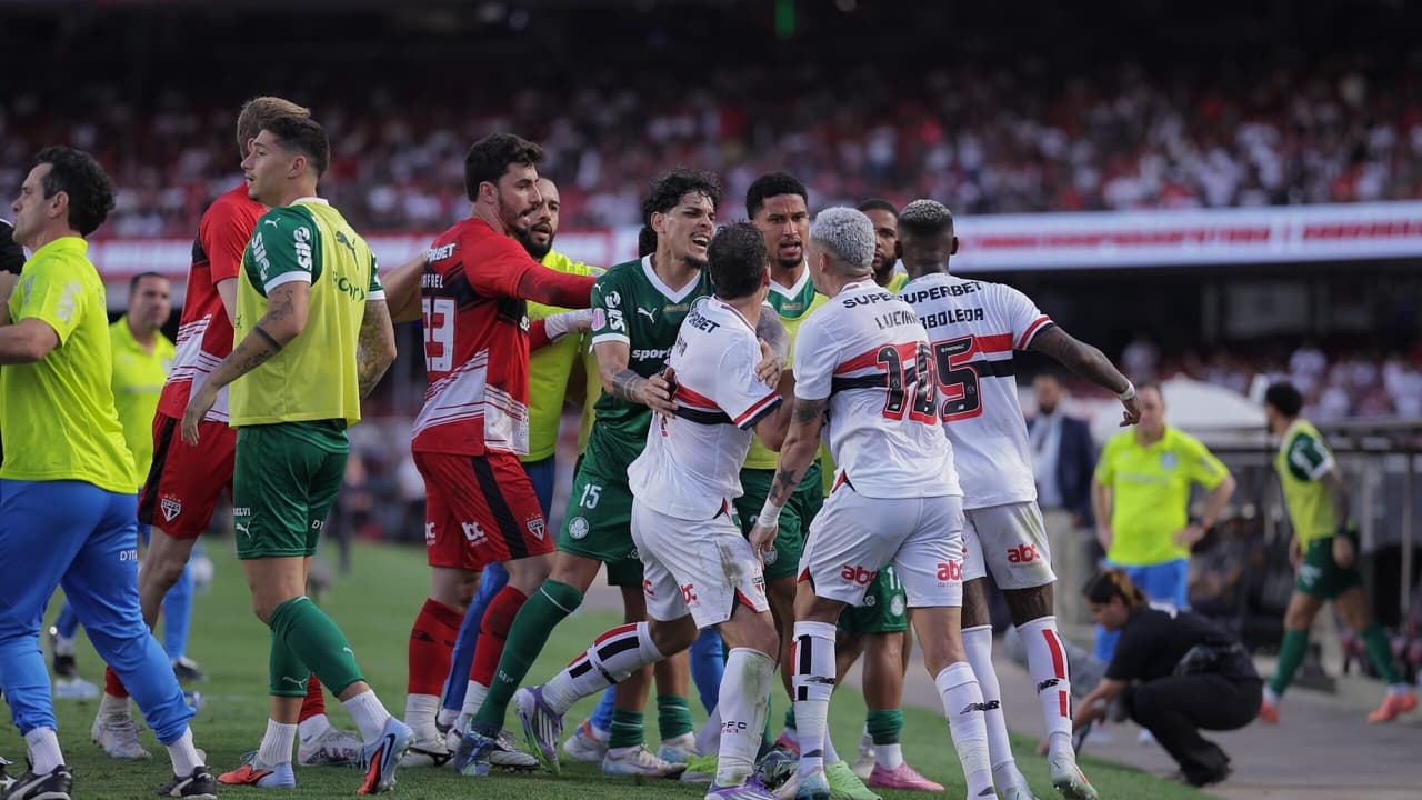 Jornalista solicita transparência da CBF após polêmicas no clássico São Paulo e Palmeiras