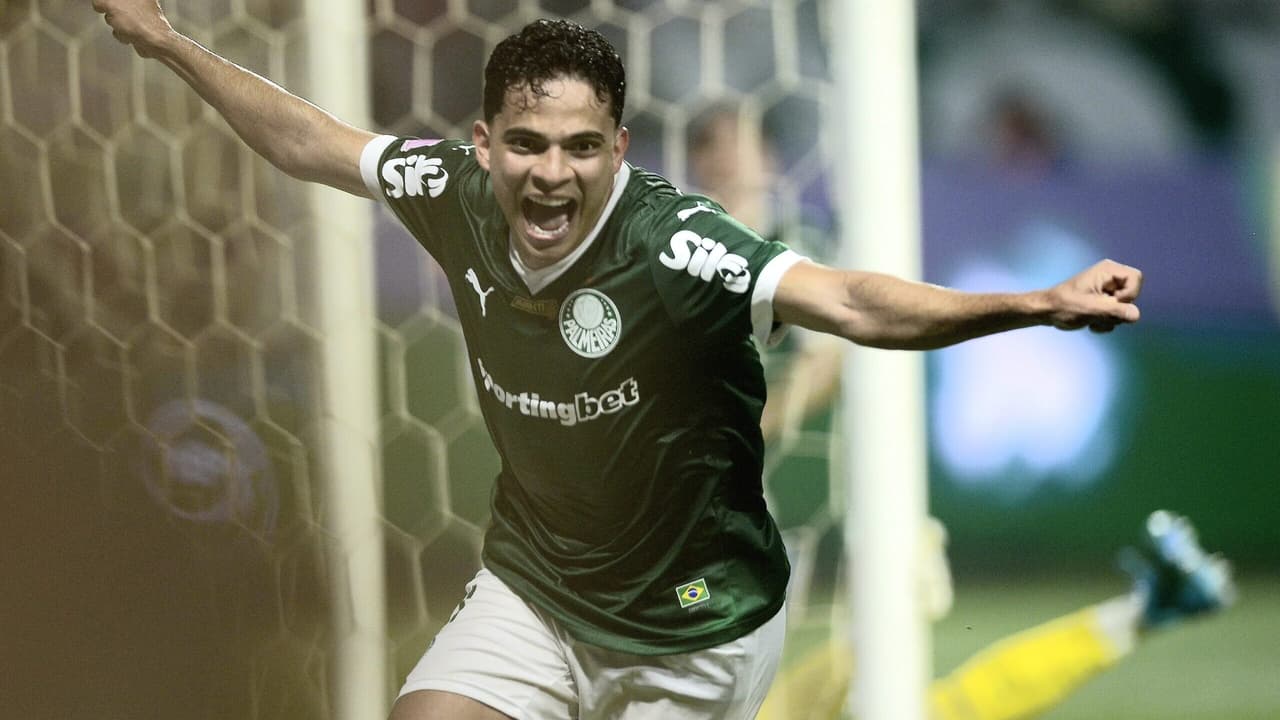 Bruno Rodrigues brilha em goleada do Palmeiras sobre o Juventude no Brasileirão