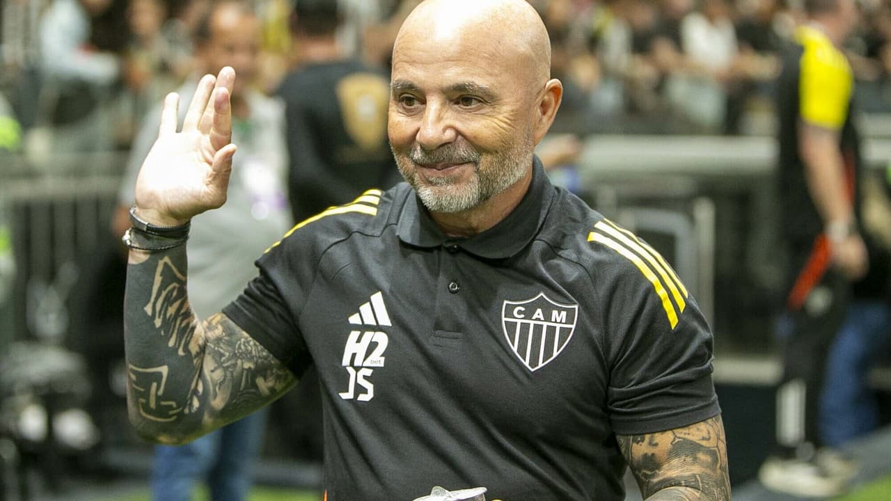 Corinthians registra lembranças boas, mas histórico desfavorável diante de Sampaoli