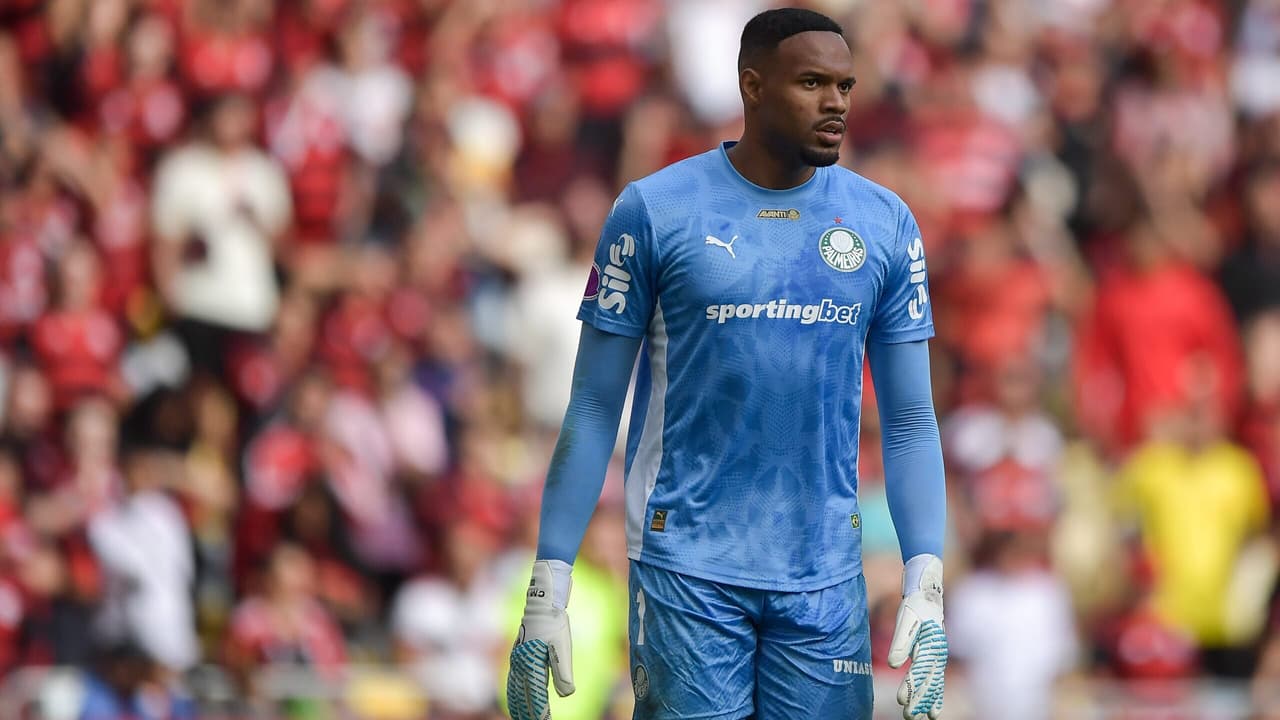 Abel comenta sobre a chegada de Carlos Miguel e manteve conversa franca com jogador