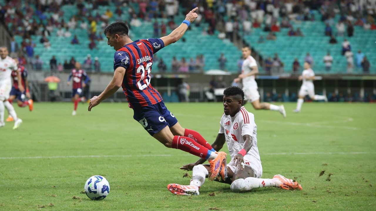 Zagueiro vira dúvida para o restante da temporada do Internacional