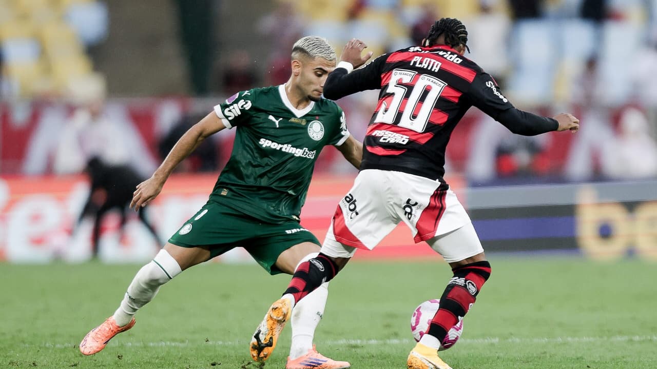 Andreas Pereira desafia a própria sorte: redenção ou fracasso em final da Libertadores contra o Palmeiras?