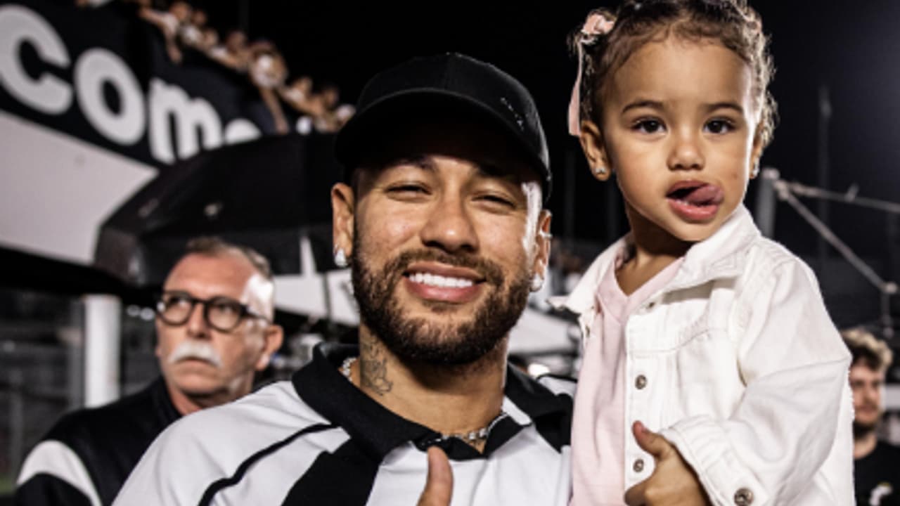 Neymar 'dá o troco' em segurança que acertou bolada acidental em Mavie