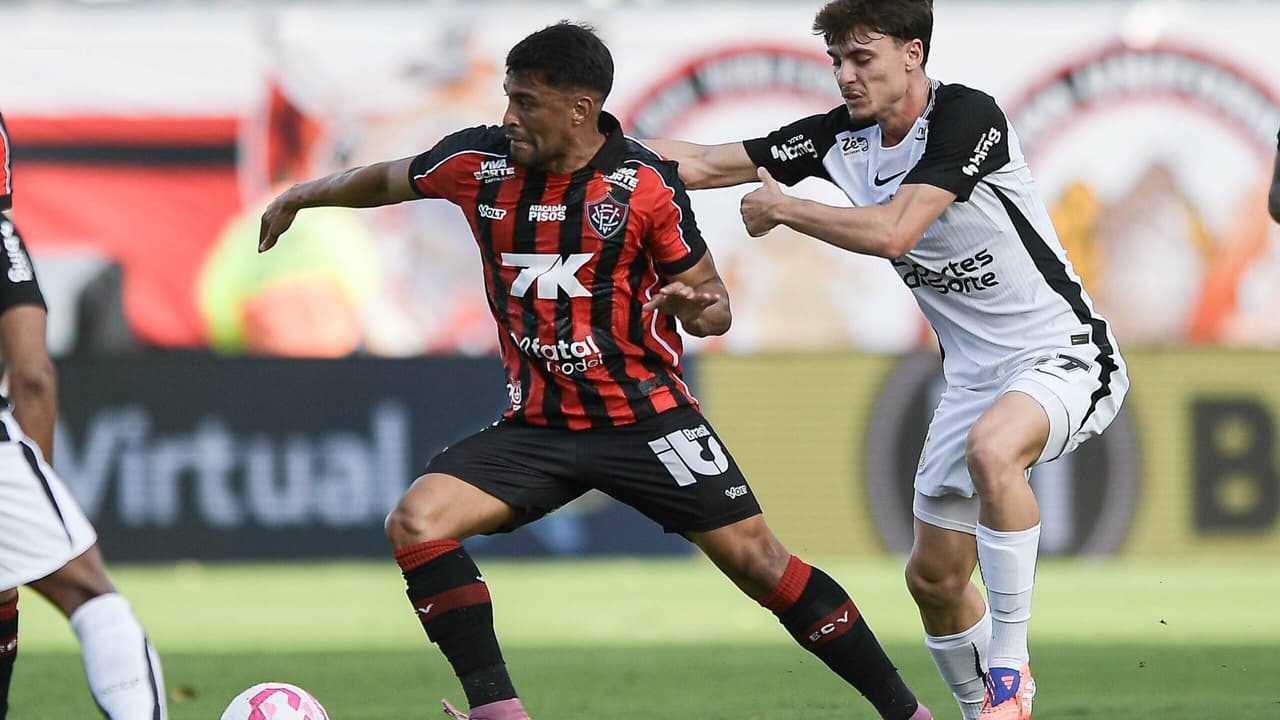 Gol polêmico gera revolta em torcedores do Vitória; fãs disparam: 