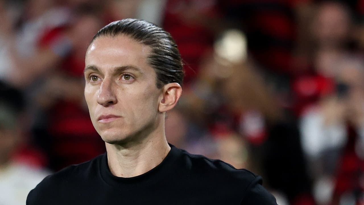 Torcedores do Flamengo reagem e cobram mudanças urgentes: Filipe Luís, não dá mais!