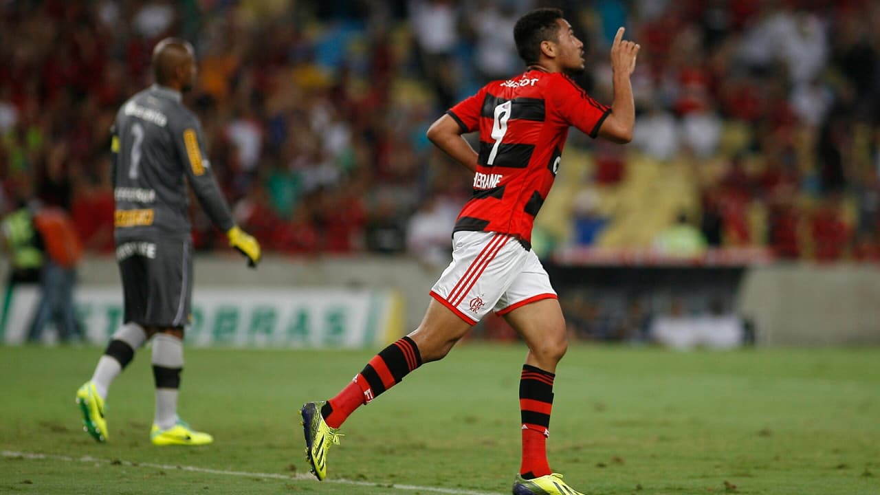 Hernane relembra goleada do Flamengo em cima do Botafogo