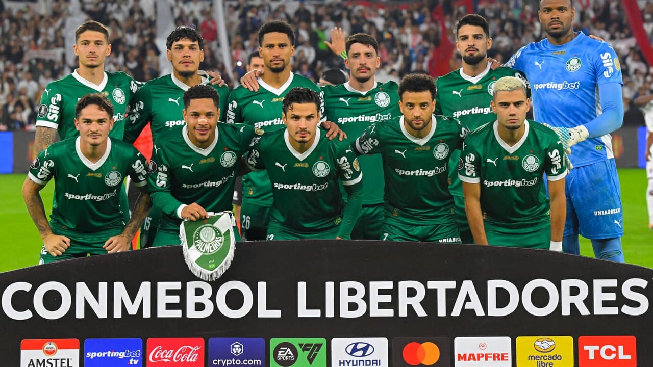 Torcedores do Palmeiras reagem com críticas e ironias após derrota para a LDU: 