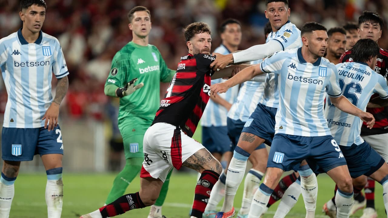 Torcida do Palmeiras se revolta após lance polêmico em Flamengo x Racing: 