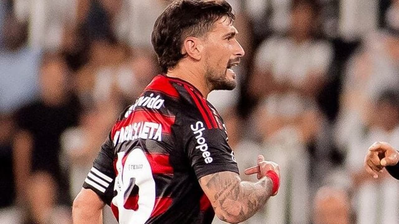 Arrascaeta, do Flamengo, faz desabafo sobre 'momento do futebol brasileiro'