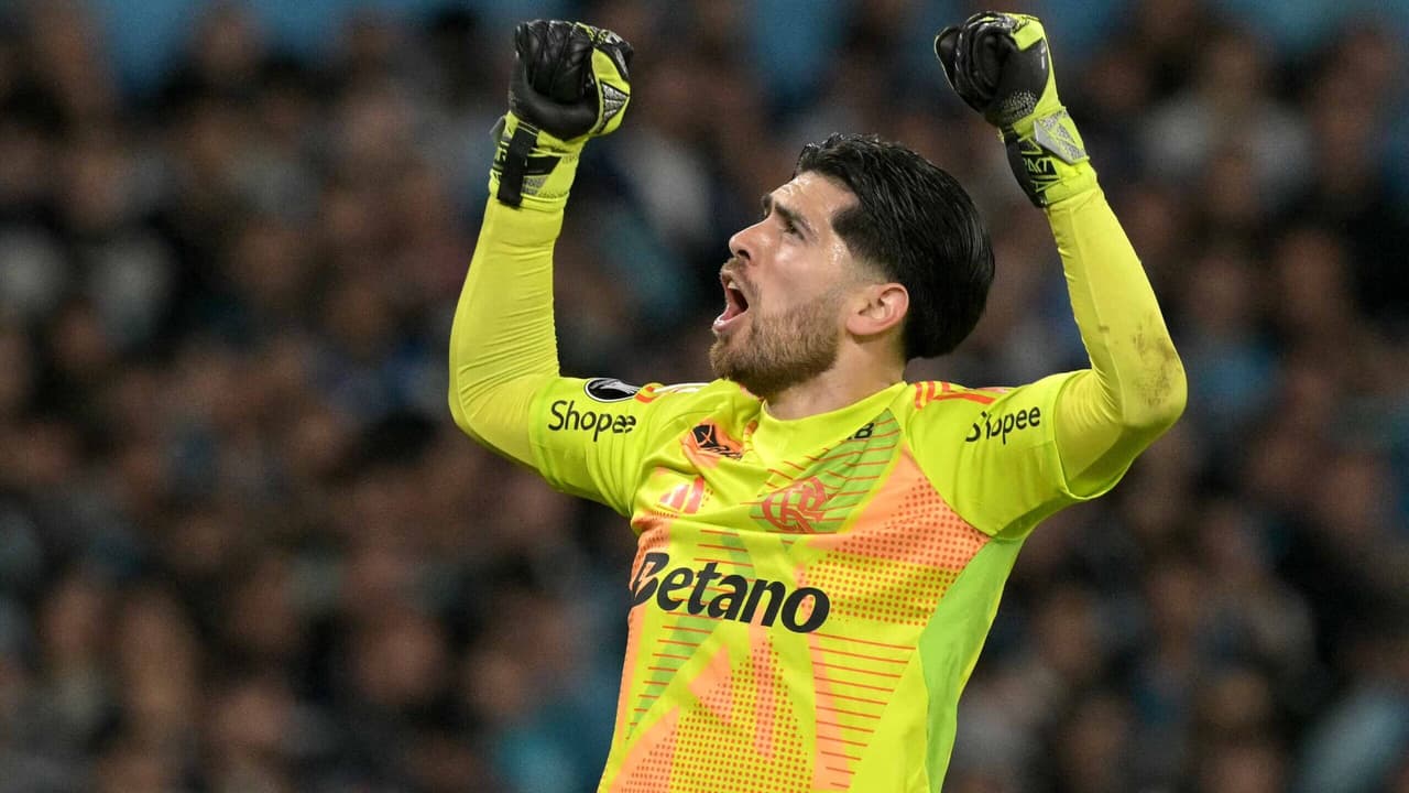 Rossi, do Flamengo, admite: Não sou ídolo, mas já celebra a vaga na final da Libertadores