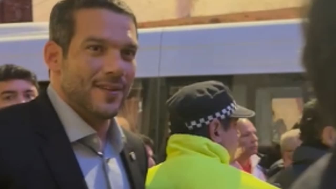 Bap e Presidente da CBF marcam presença no estádio, afirmando apoio ao Flamengo em duelo com o Racing
