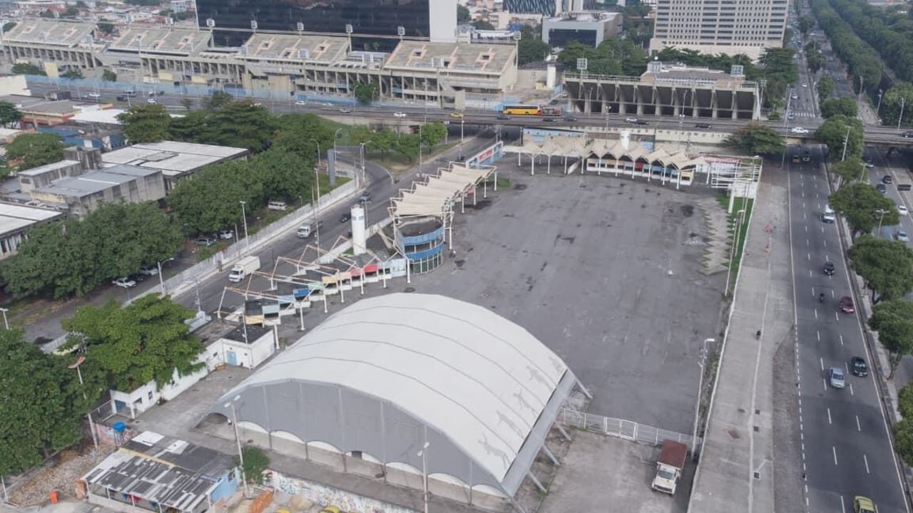 Torcida do Racing organiza Fun Fest e concentração explosiva antes de duelo decisivo contra o Flamengo
