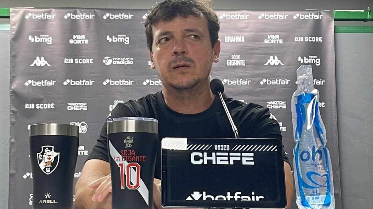 Fernando Diniz analisa falhas em gols sofridos pelo Vasco: 'Tivemos descuidos'