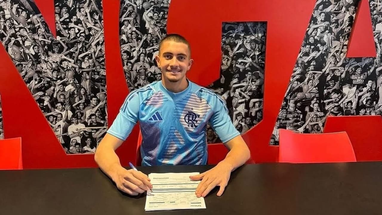 Flamengo acerta a contratação de jogador da base do Palmeiras