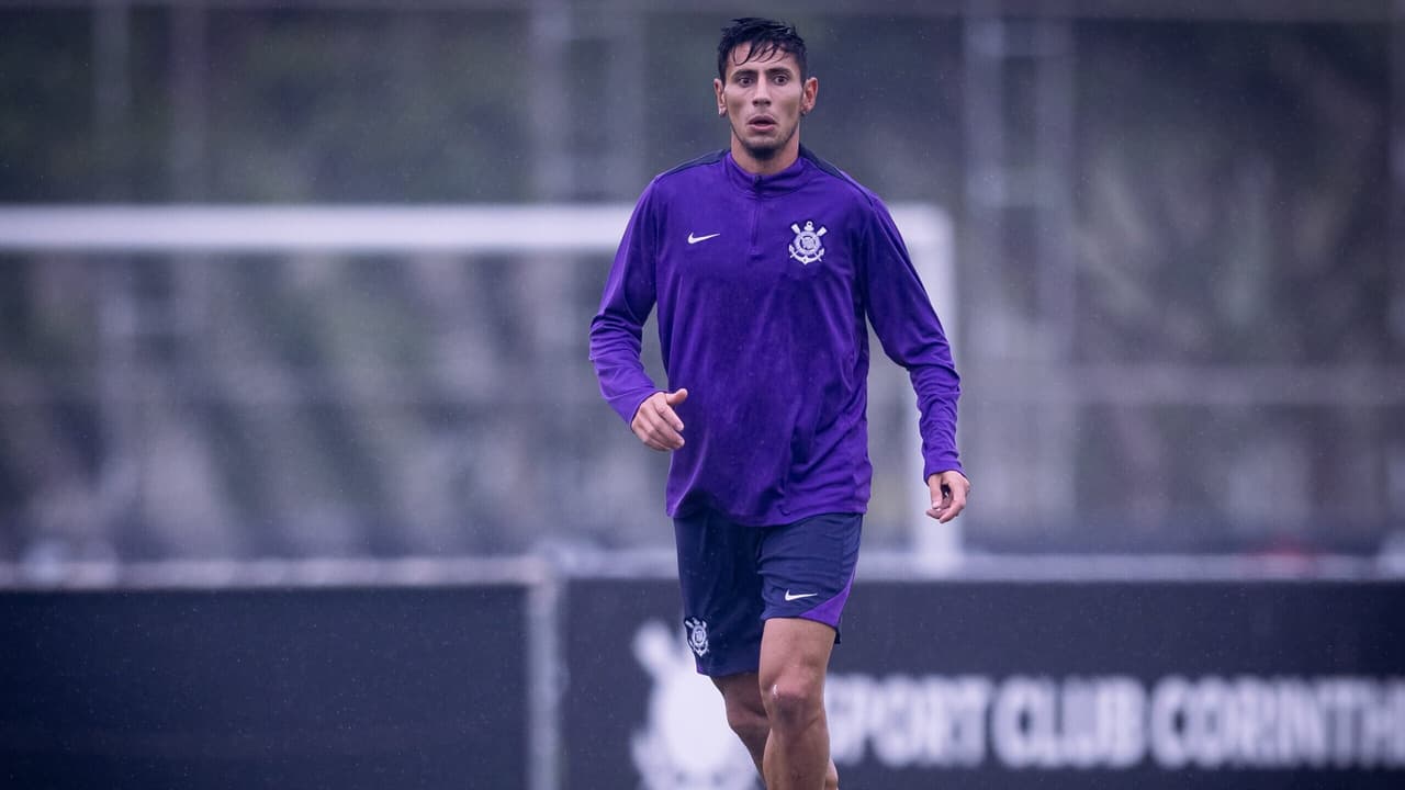 Corinthians aperfeiçoa táticas para duelo contra o Santos; confira os detalhes