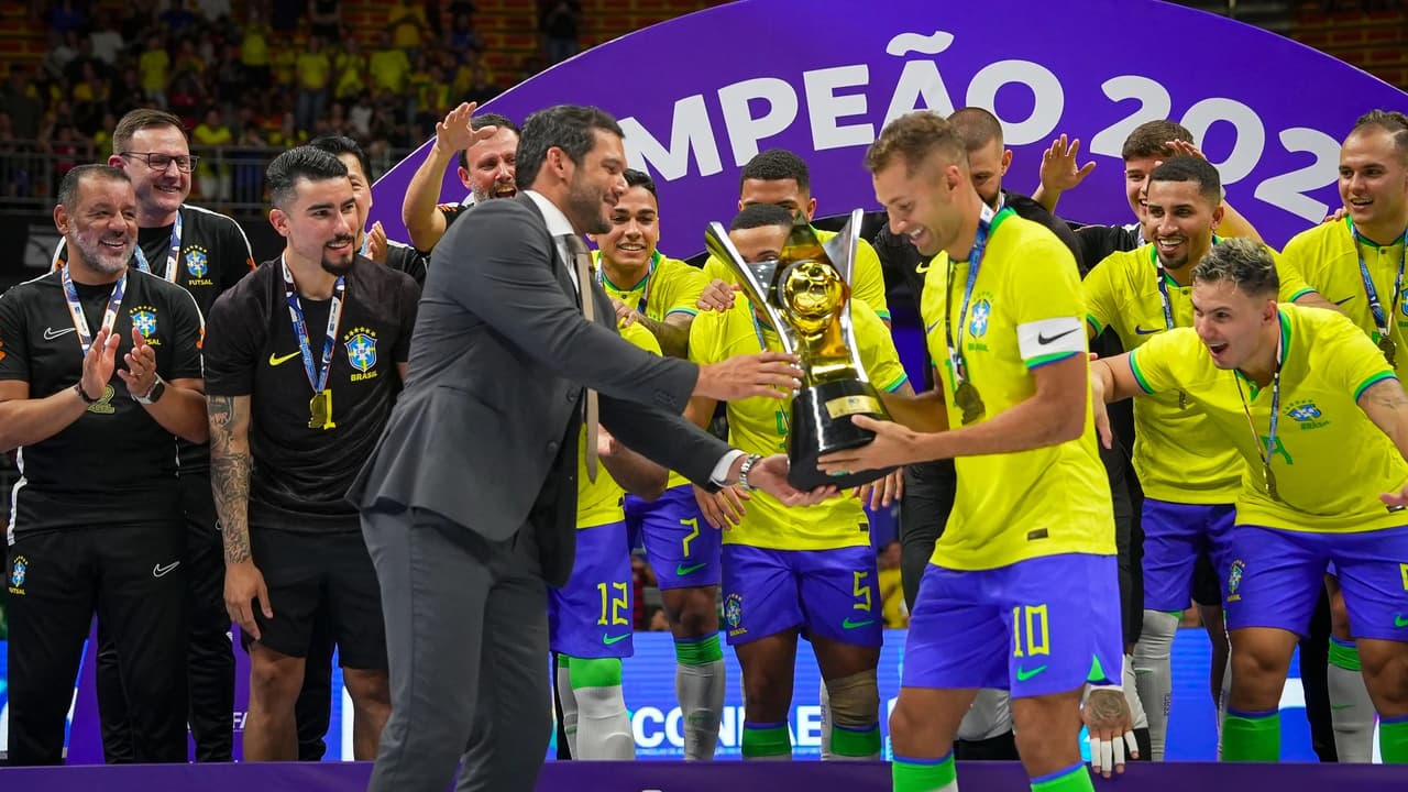 Seleção Brasileira de Futsal é convocada para amistosos; veja a lista