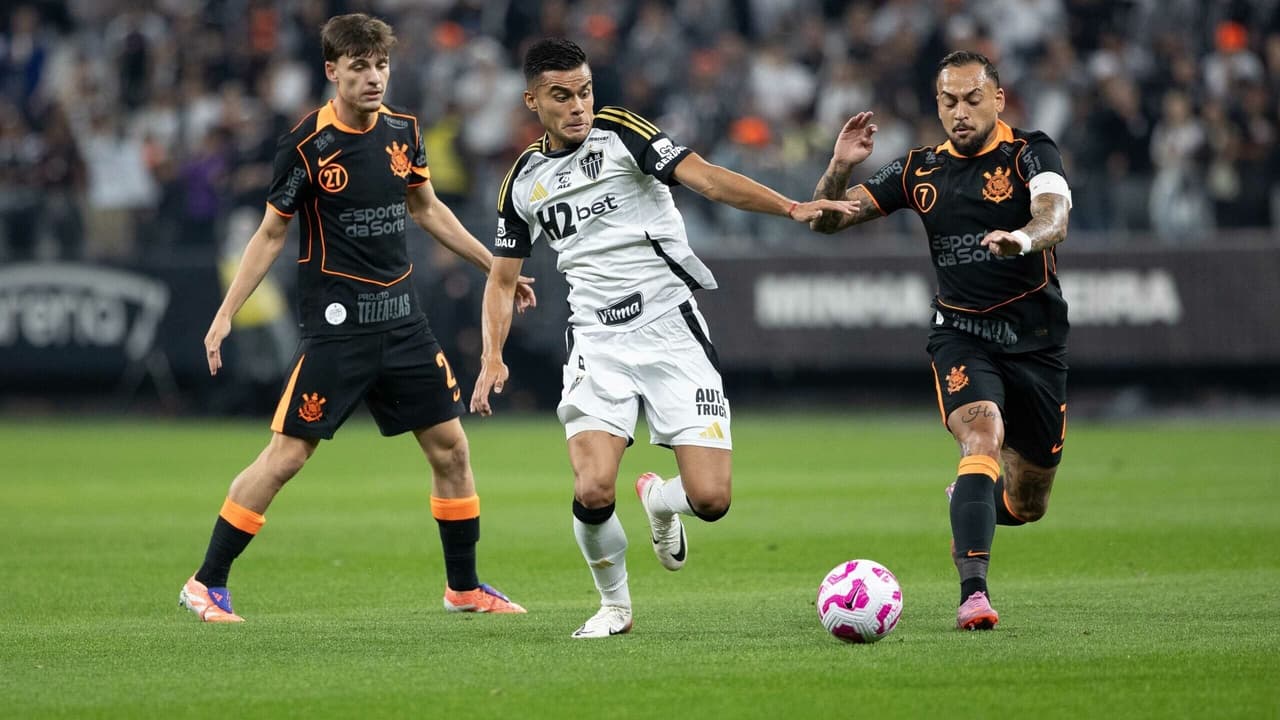 Gol polêmico em Corinthians x Atlético-MG provoca reações entre torcedores