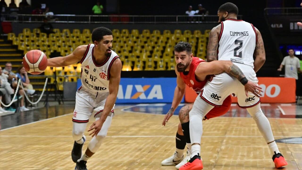 Flamengo supera adversário argentino e avança para a final do Torneio de Abertura