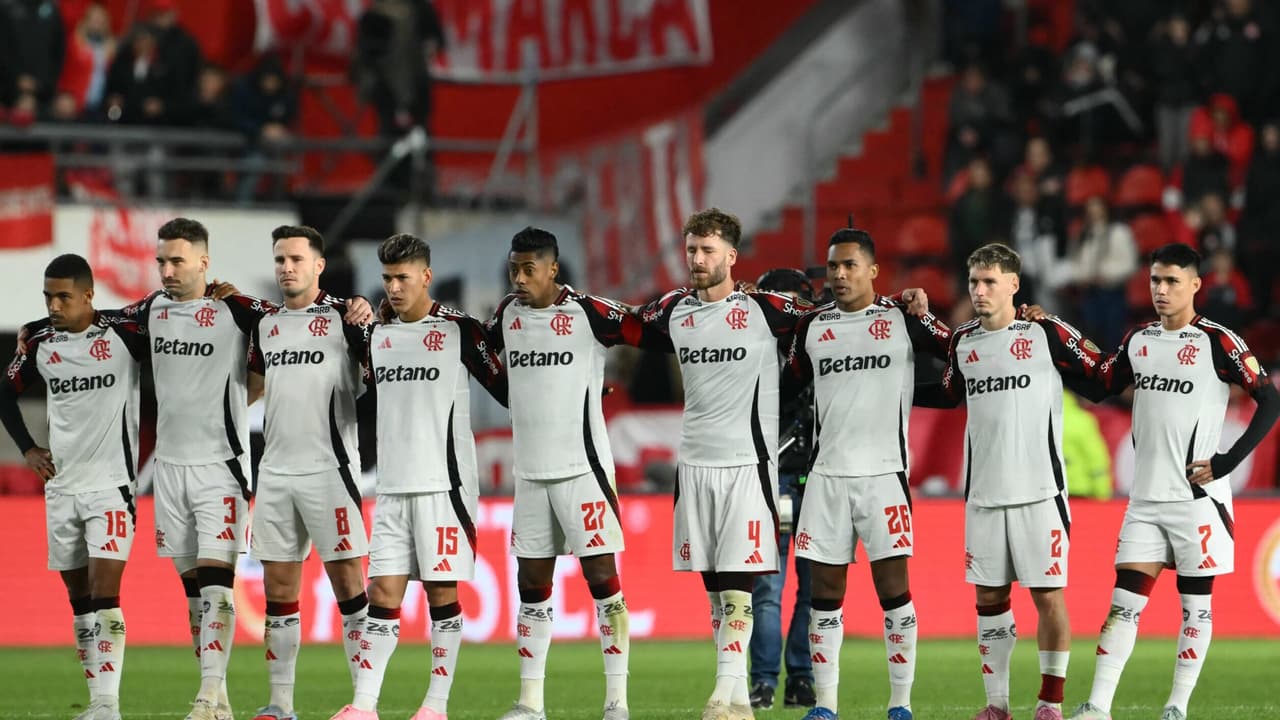 Desfalque Certo: Flamengo divulga relacionados sem titular para encarar o Bahia