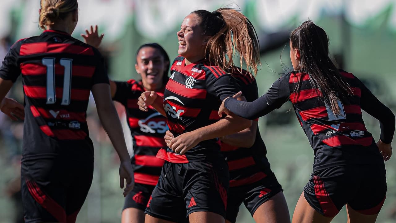 Flamengo conquista o bicampeonato do Carioca Feminino Sub-20 ao vencer Fluminense nos pênaltis