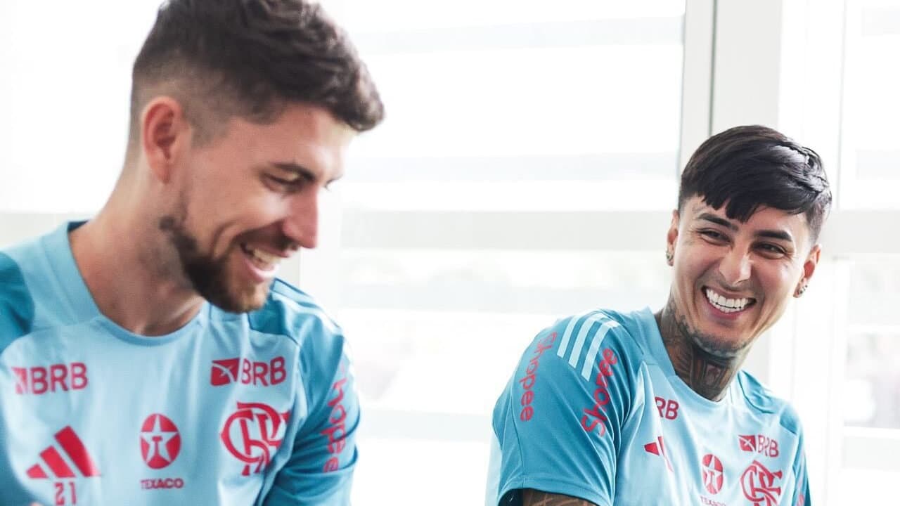 Flamengo inicia preparação para enfrentar o Racing; Léo Ortiz realiza fisioterapia