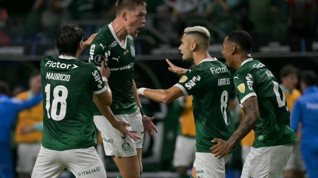 Palmeiras desafia Flamengo em busca de títulos, recordes e glória no futebol brasileiro