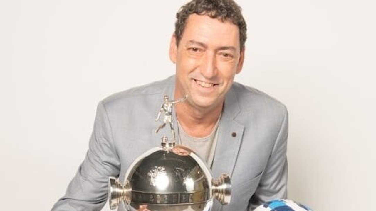 Palmeiras e LDU em duelo decisivo: quem avança à final da Libertadores, em jogo tenso?