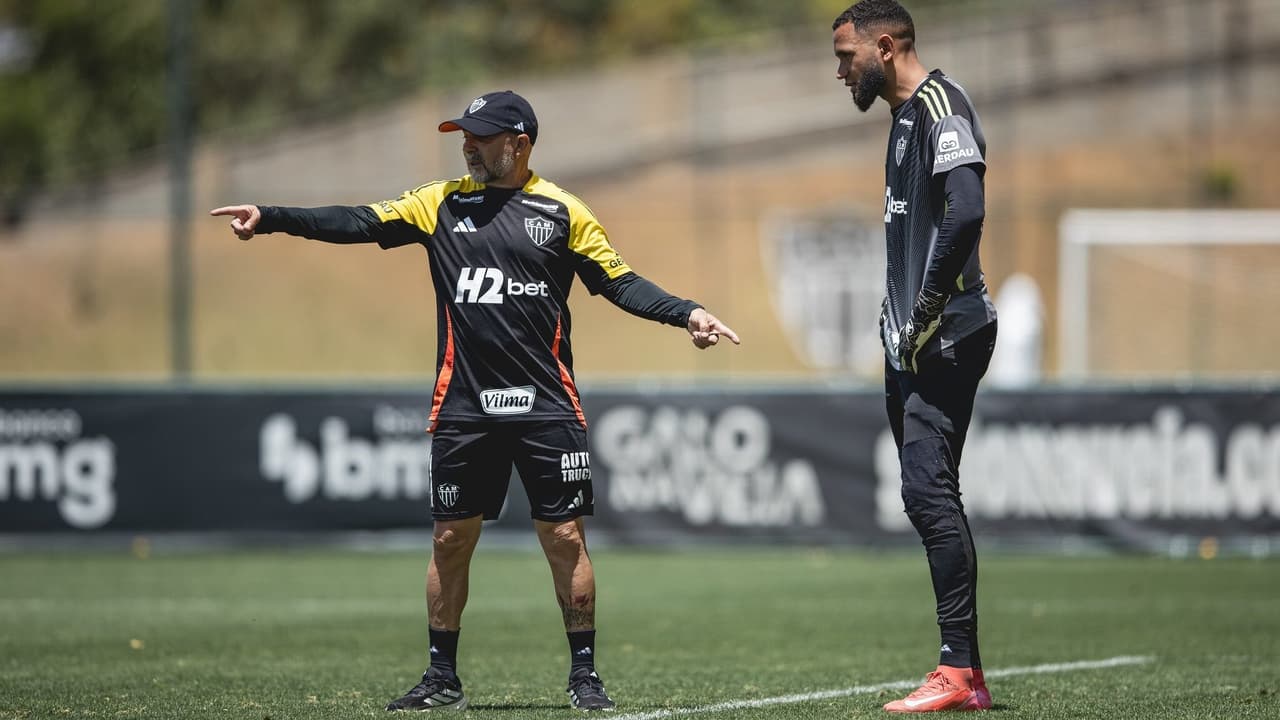 Atlético-MG tem retorno de quatro titulares contra o Fluminense