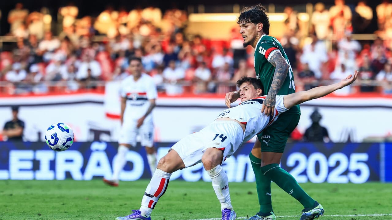 Após polêmica, CBF divulga áudios do VAR de São Paulo x Palmeiras