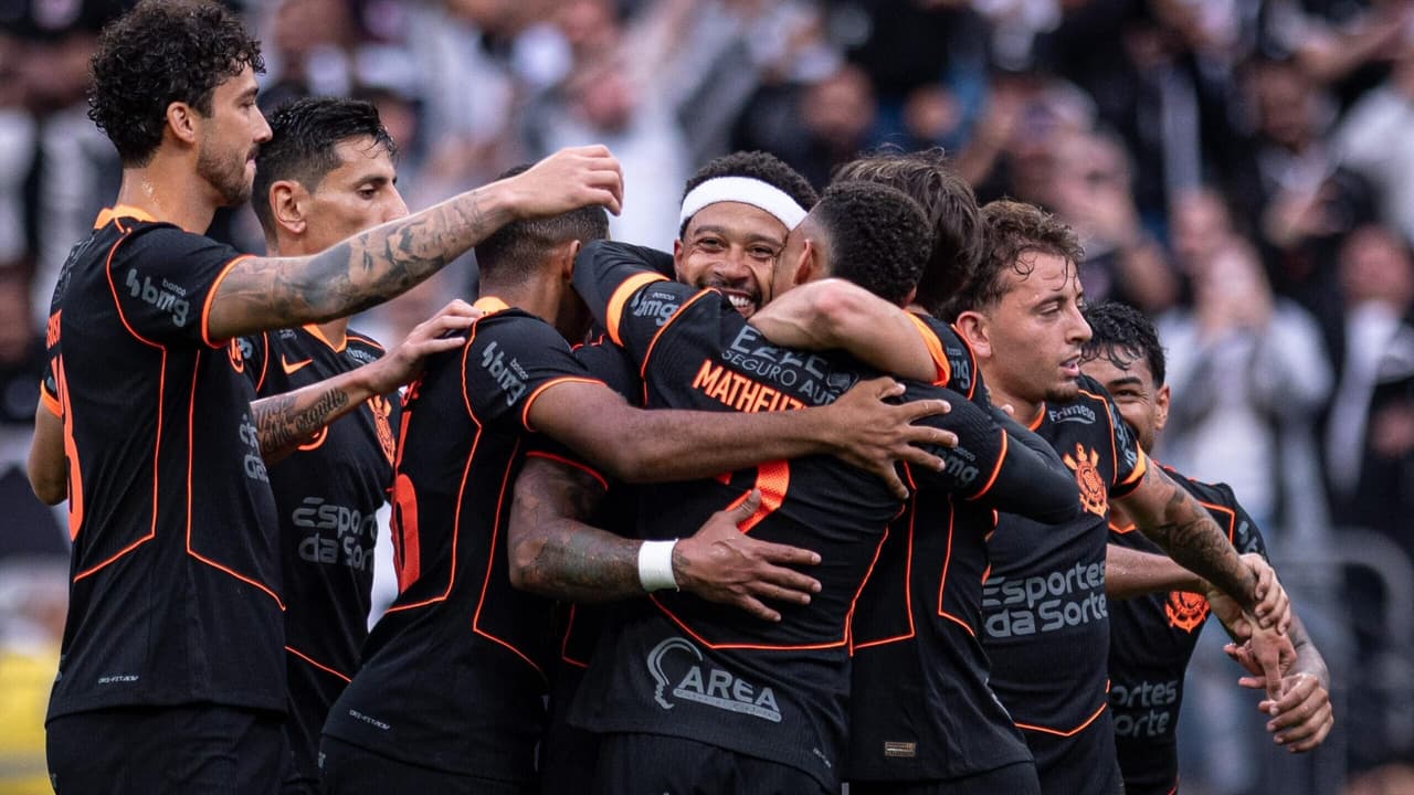 Corinthians vê aumento nas chances de Libertadores, enquanto Vasco enfrenta grave complicação