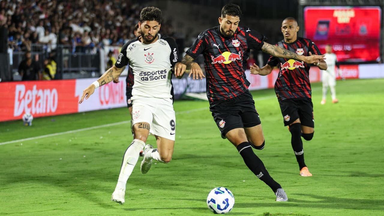 Torcedores do Corinthians reagem à derrota para o Bragantino e apontam 
