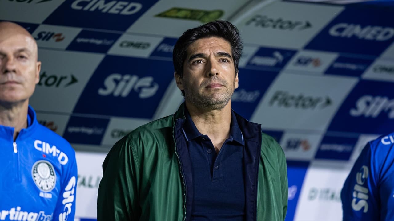 Arbitragem em pauta: Abel Ferreira contesta narrativas e clama por justiça em meio a polêmicas no Palmeiras