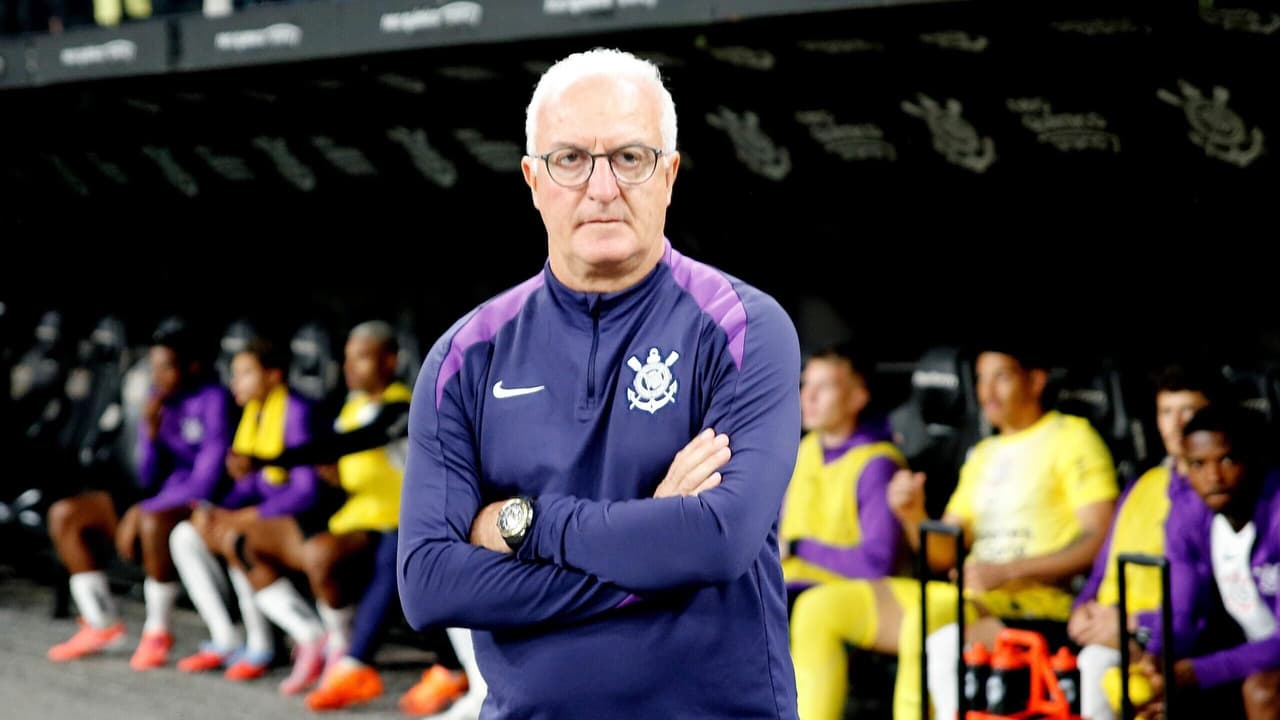 Dorival Júnior defende campanha do Corinthians no Brasileirão: 