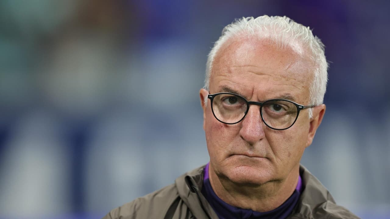 Cruzeiro despacha Corinthians em derrota histórica e coloca Dorival em xeque nos bastidores