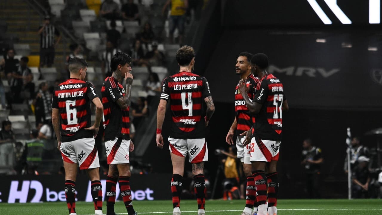 Desabafo em campo: jogador do Flamengo reage a empate e classifica situação como piada
