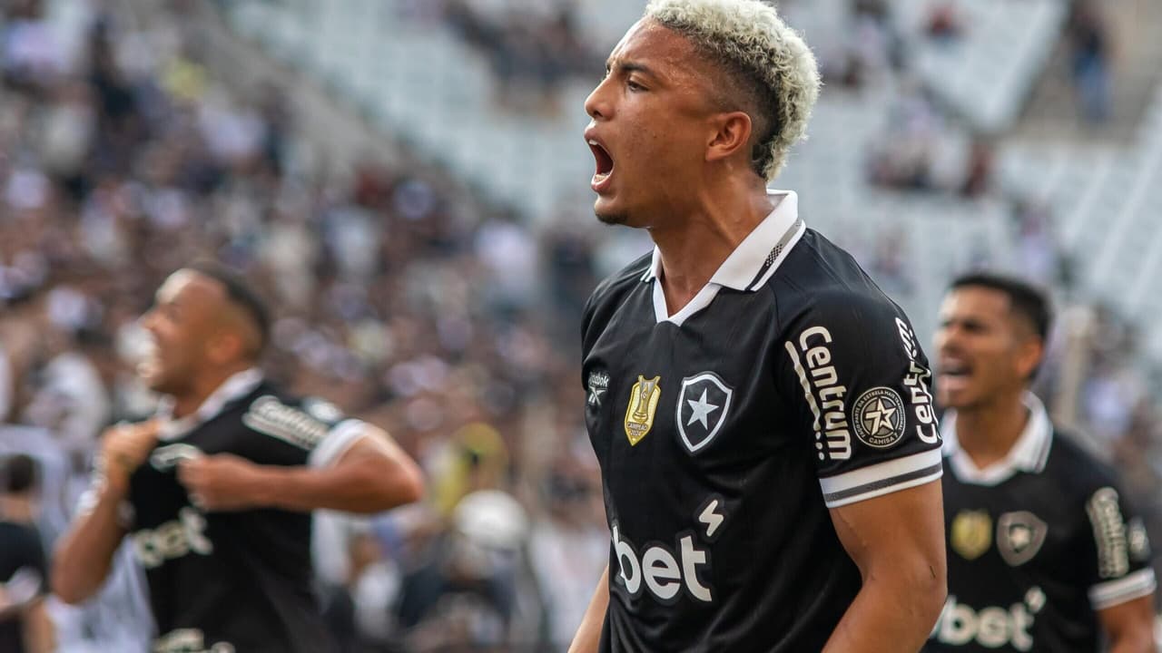 Corinthians x Botafogo: gol antológico provoca alvoroço e gera polêmica entre rivais