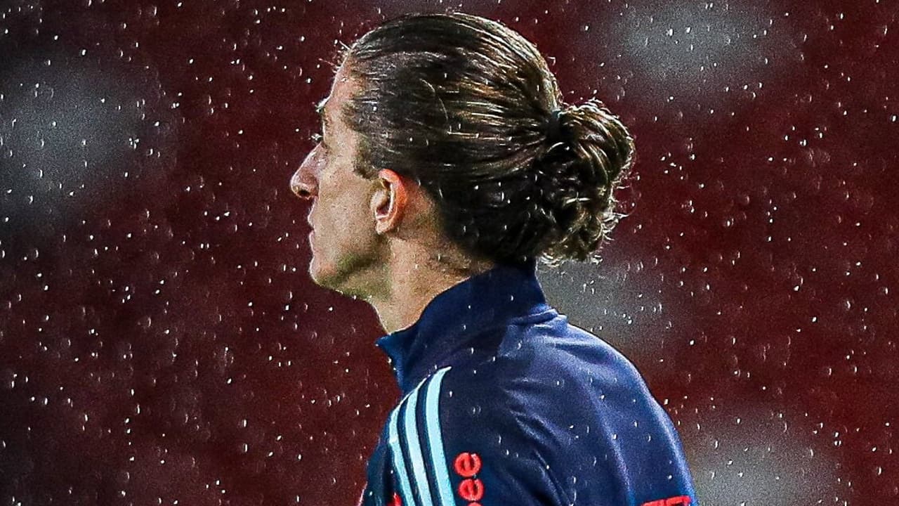 Flamengo inicia preparação em Lima e desafia adversários na busca pelo título da Libertadores