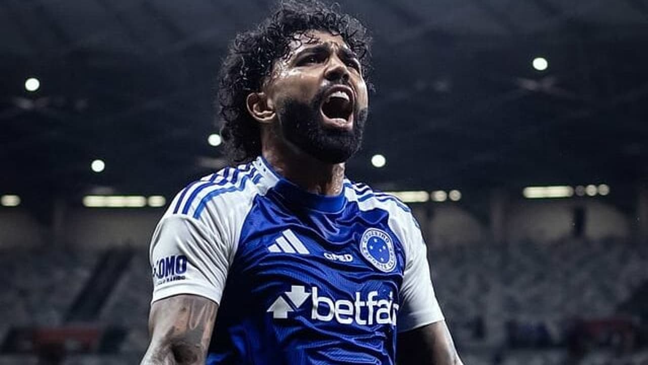 Gabigol dispara contra Flamengo após lance polêmico em jogo do Cruzeiro; torcedores reagem