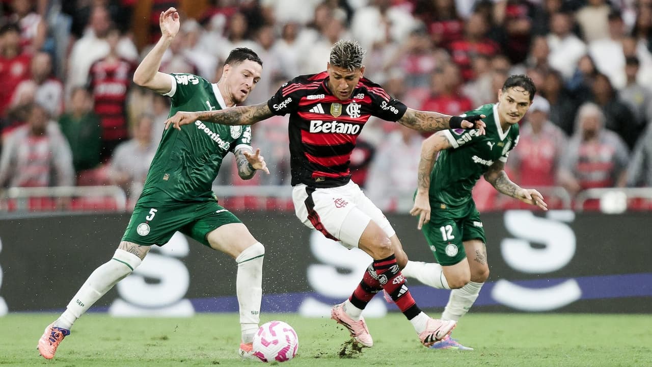 Palmeiras e Flamengo em alta: jornalista desafia expectativas para a próxima rodada do Brasileirão
