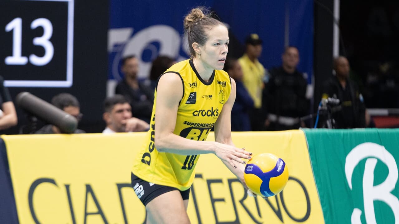 Reencontro emocionante: Michelle celebra volta a quadra com Bernardinho na Superliga