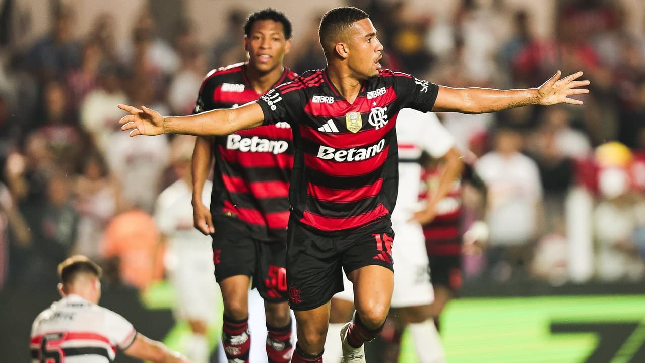 Samuel Lino admite foco na Libertadores e defende Plata: 'Coração gigante'