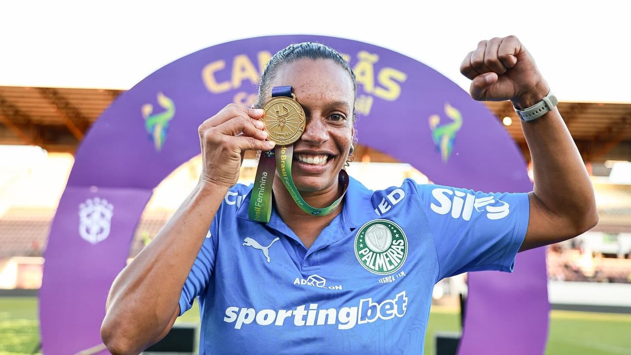 Rosana Augusto brilha no Palmeiras, conquista primeiro título e inspira mulheres negras no futebol