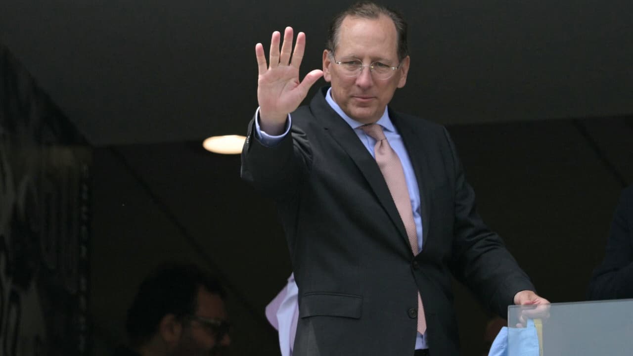 John Textor destitui investidores e presidente do Lyon do conselho da Eagle; entenda