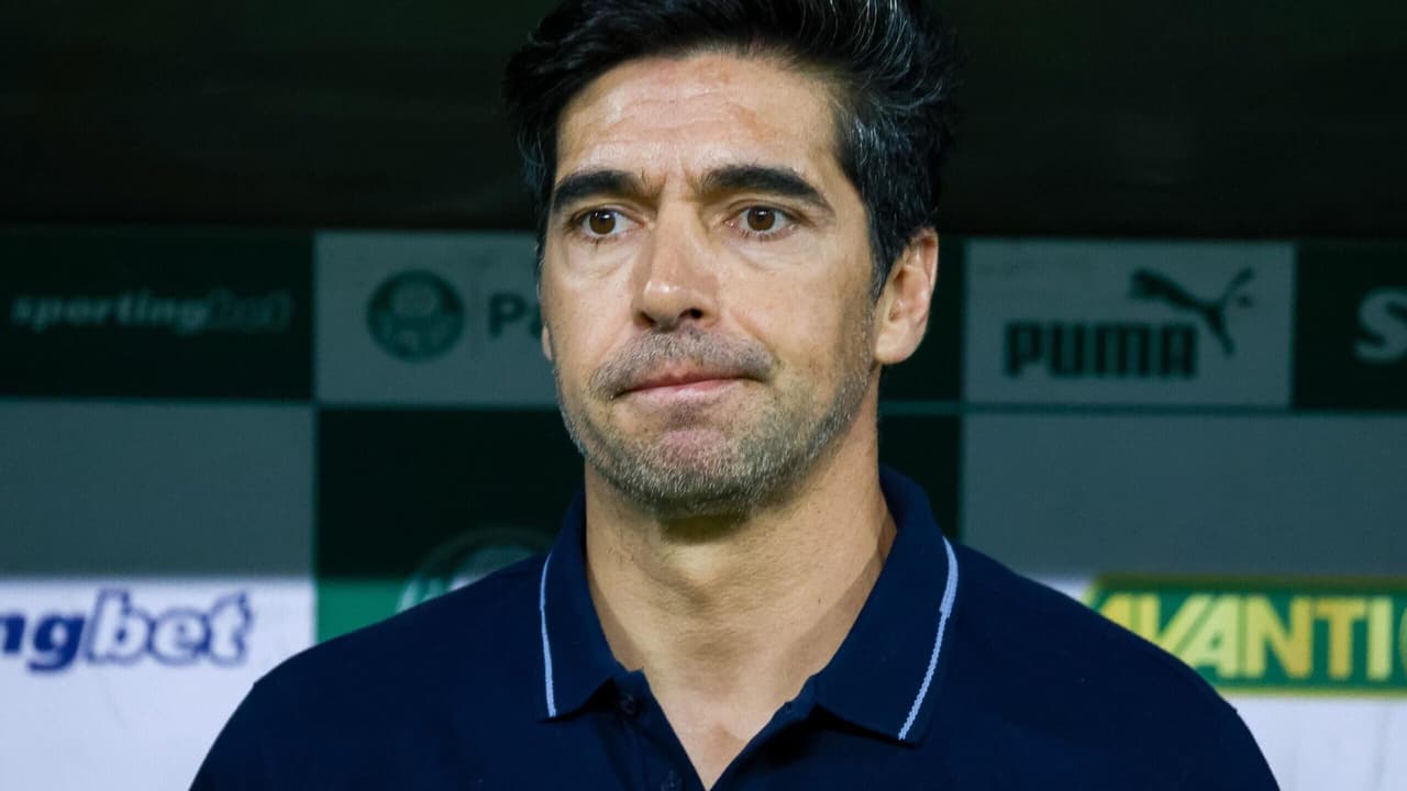 Abel Ferreira surpreende e agradece após vitória polêmica do Palmeiras sobre o Santos em clássico decisivo