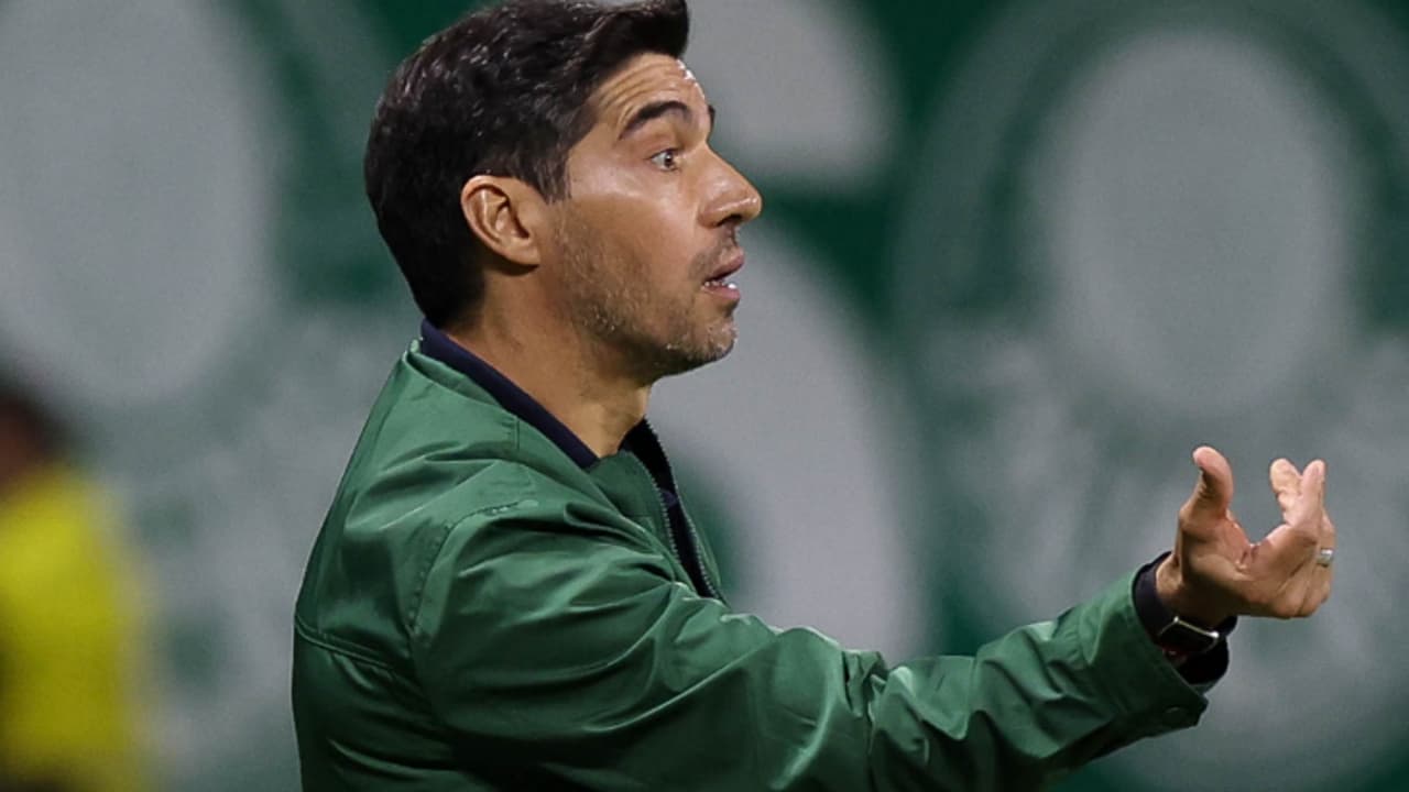 Palmeiras promove mudanças e Abel escala time alternativo para duelo decisivo contra o Grêmio